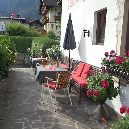 Pensjonat Gaestehaus Tramnitz Mayrhofen
