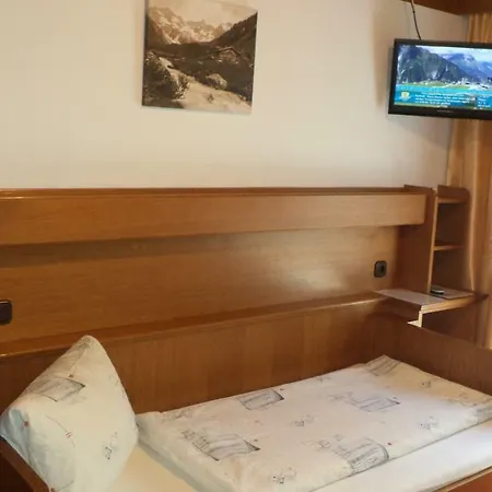 特拉姆尼茨旅馆