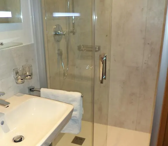 Gaestehaus Tramnitz Πανσιόν 3*