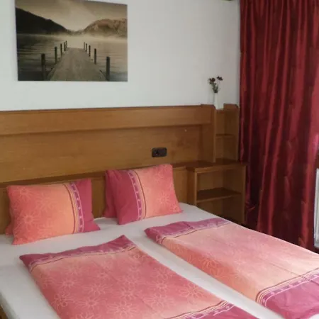 Gaestehaus Tramnitz Pensión Mayrhofen