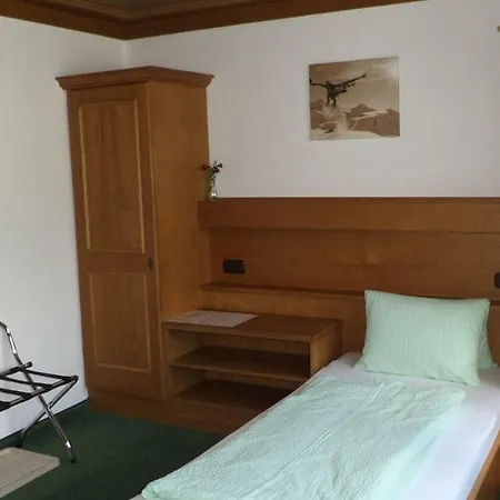 Pensión Gaestehaus Tramnitz